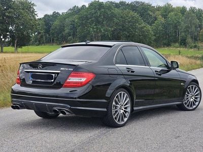 Mercedes C63 AMG