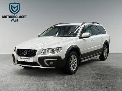 Begagnad Volvo XC70 Momentum 181 HK (133 kW) 2015 Vit Kombi
