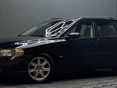 Begagnad Volvo V70 140 HK (102 kW) 2005 Svart Kombi