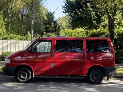 VW Caravelle