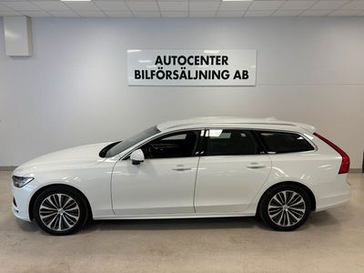 Vit Begagnad 2018 Volvo V90 Momentum Kombi | 249 900 kr (Marknadspris)
