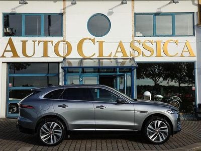 Begagnad Jaguar F-Pace 404 HK (297 kW) 2021 Grå metallic SUV
