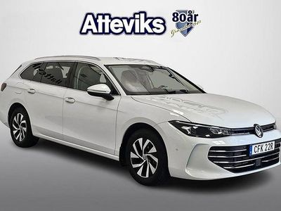 Vit Begagnad 2024 VW Passat Business Kombi | 338 900 kr (Lite dyr)