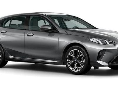 Grå Ny 2026 BMW 120 Halvkombi | 441 700 kr