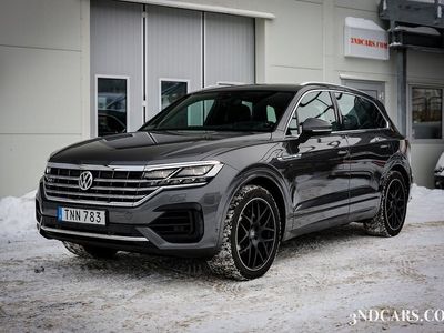 begagnad VW Touareg 3.0 V6 TDI 286HK 4M TipT8 R-LINE SE SPEC!