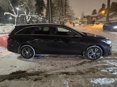 Metallic black Begagnad 2021 Kia Ceed Sportswagon Kombi | 220 000 kr (Bra pris)