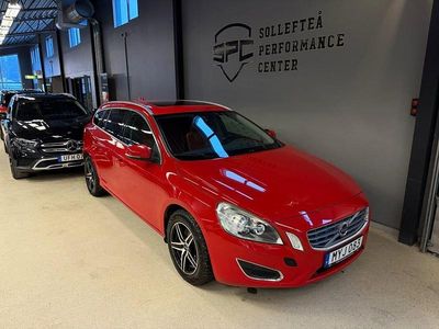 Röd Begagnad 2012 Volvo V60 Summum Kombi | 99 900 kr