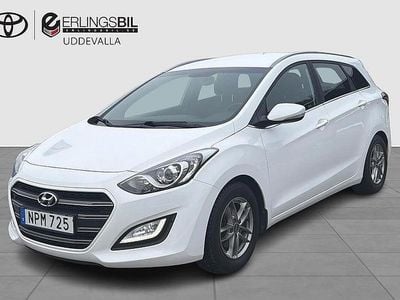 Begagnad Hyundai i30 Comfort 135 HK (99 kW) 2016 Vit Kombi