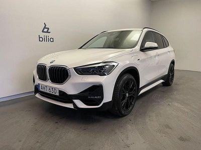 Begagnad BMW X1 Sport Line 125 HK (91 kW) 2022 Vit SUV