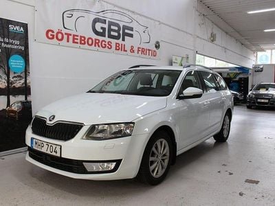 Vit Begagnad 2016 Skoda Octavia Kombi | 149 900 kr (Dyr)