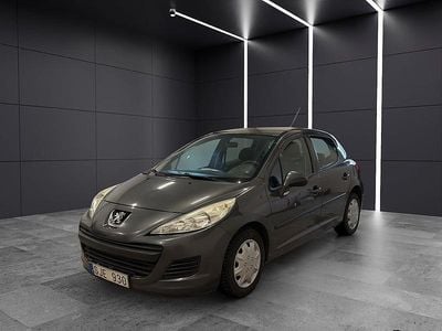 Grå Begagnad 2010 Peugeot 207 Halvkombi | 29 990 kr (Marknadspris)