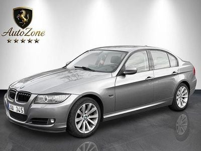 Grå Begagnad 2010 BMW 320 Comfort Edition Sedan | 74 900 kr (Marknadspris)