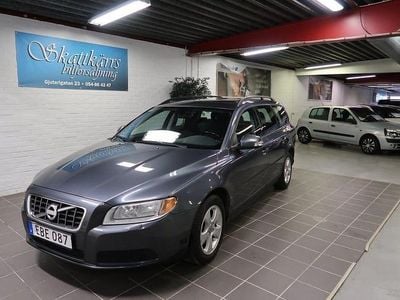 Grå Begagnad 2009 Volvo V70 Kombi | 69 000 kr (Marknadspris)