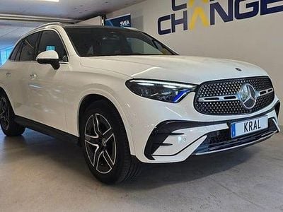 Vit Begagnad 2023 Mercedes GLC220 AMG SUV | 669 900 kr