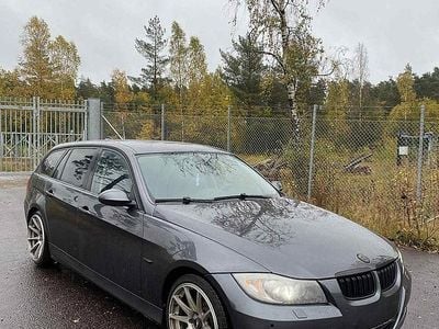 Begagnad BMW 318 167 HK (122 kW) 2008 Sedan