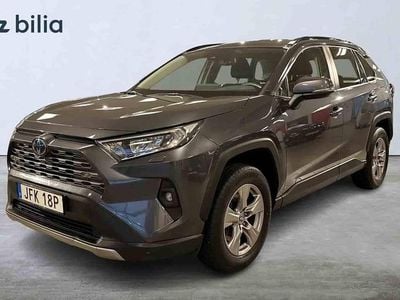Grå Begagnad 2022 Toyota RAV4 Hybrid SUV | 339 800 kr