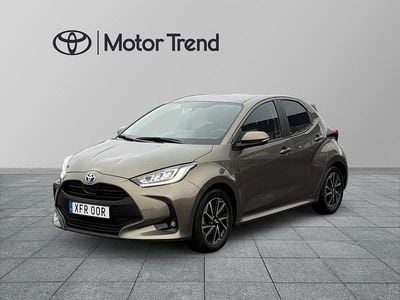 Begagnad Toyota Yaris 2022 Grön Halvkombi