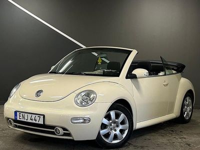 Begagnad VW New Beetle Cabriolet Highline 95 HK (69 kW) 2003 Vit Cab