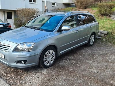 begagnad Toyota Avensis 2.0 D-4 VVT-i Nybesiktad En brukare 2008, Kombi