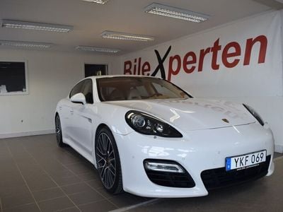 Porsche Panamera 4S