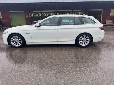 Vit Begagnad 2016 BMW 520 Kombi | 125 000 kr (Marknadspris)