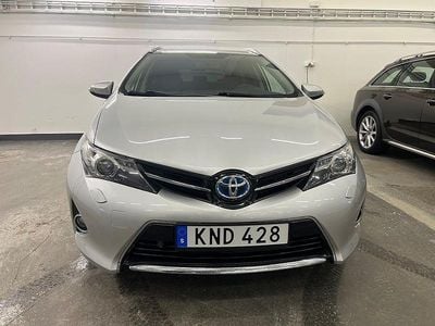 Begagnad Toyota Auris Touring Sports Active 136 HK (100 kW) 2013 Silver Kombi