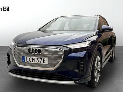 Blå Begagnad 2023 Audi Q4 e-tron Comfort SUV | 429 000 kr (Marknadspris)
