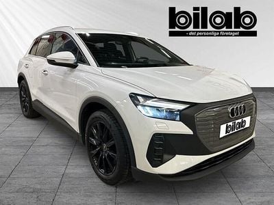 Vit Begagnad 2023 Audi Q4 e-tron Proline SUV | 329 000 kr (Marknadspris)