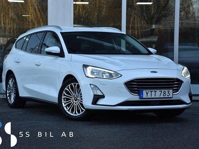Begagnad Ford Focus Titanium 125 HK (91 kW) 2018 Vit Kombi