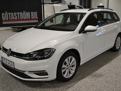 Vit Begagnad 2017 VW Golf VII Kombi | 188 000 kr (Lite dyr)