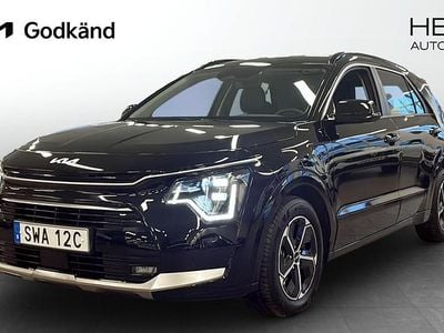 Svart Begagnad 2023 Kia Niro SUV | 299 900 kr (Superpris)