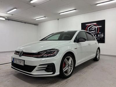 Vit Begagnad 2018 VW Golf VII GTI Halvkombi | 224 900 kr (Bra pris)