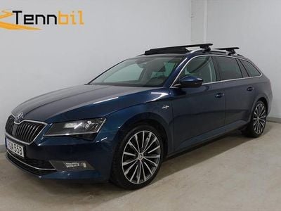 Begagnad Skoda Superb LAURIN & KLEMENT 180 HK (132 kW) 2017 Mörkblå Kombi