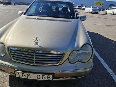 Mercedes C180