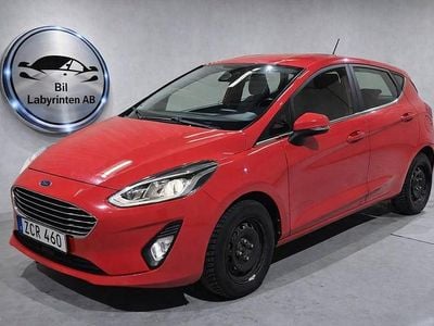 Begagnad Ford Fiesta Titanium 101 HK (74 kW) 2017 Röd Halvkombi