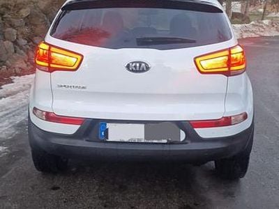 Vit Begagnad 2014 Kia Sportage SUV | 125 000 kr (Marknadspris)