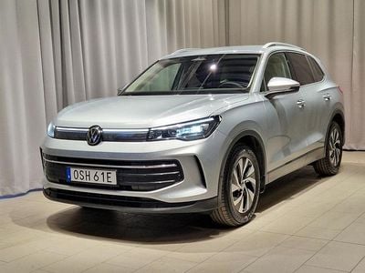 Silver Begagnad 2025 VW Tiguan SUV | 364 900 kr (Marknadspris)