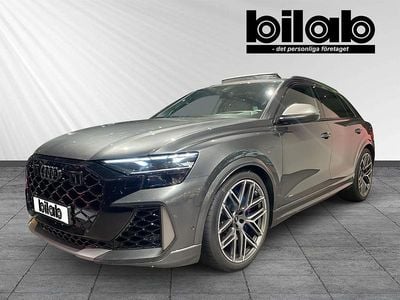 Daytonagrå pärleffekt Begagnad 2024 Audi RS Q8 Performance SUV | 1 499 000 kr (Bra pris)