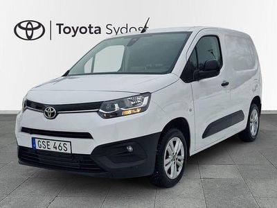Begagnad Toyota Proace City City 112 HK (82 kW) 2023 Vit Minibuss