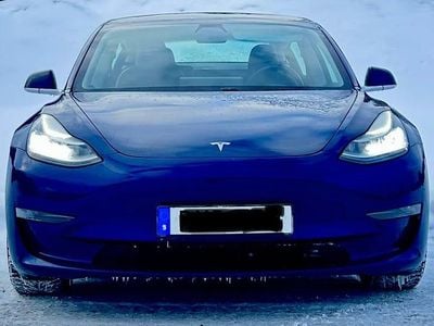 Begagnad Tesla Model 3 Long Range AWD 323 kW (440 HK) 2019 Sedan