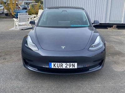 Metallic Begagnad 2020 Tesla Model 3 Standard Range Plus Sedan | 249 000 kr (Dyr)