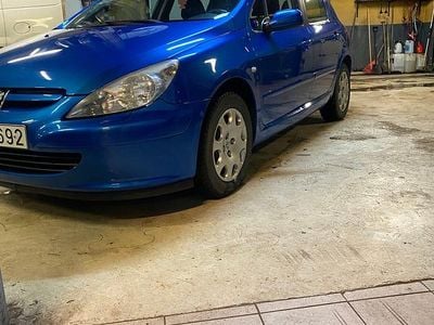 Begagnad 2005 Peugeot 307 Halvkombi | 24 000 kr (Marknadspris)