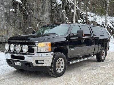 Svart Begagnad 2011 Chevrolet Silverado LTZ Sedan | 424 500 kr