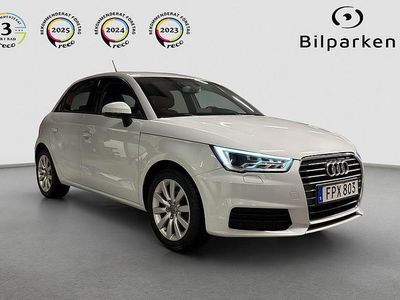 Vit Begagnad 2015 Audi A1 Sportback Sport Halvkombi | 109 990 kr (Marknadspris)