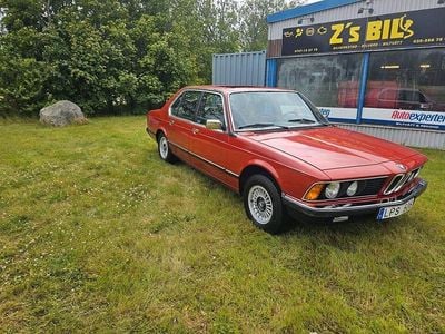 Röd Begagnad 1981 BMW 735 Sedan | 220 000 kr