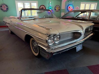 Begagnad Pontiac Bonneville 301 HK (221 kW) 1959 Vit