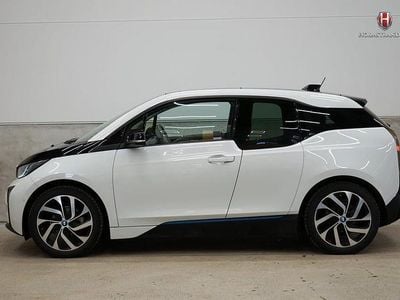 Vit Begagnad 2016 BMW i3 Comfort Edition Halvkombi | 139 800 kr (Marknadspris)