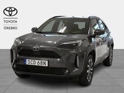 Mörkgrå Ny 2025 Toyota Yaris Cross Active SUV | 299 900 kr (Marknadspris)
