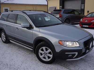 Begagnad Volvo XC70 Summum 215 HK (158 kW) 2014 Silver Kombi