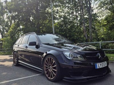 Mercedes C63 AMG
